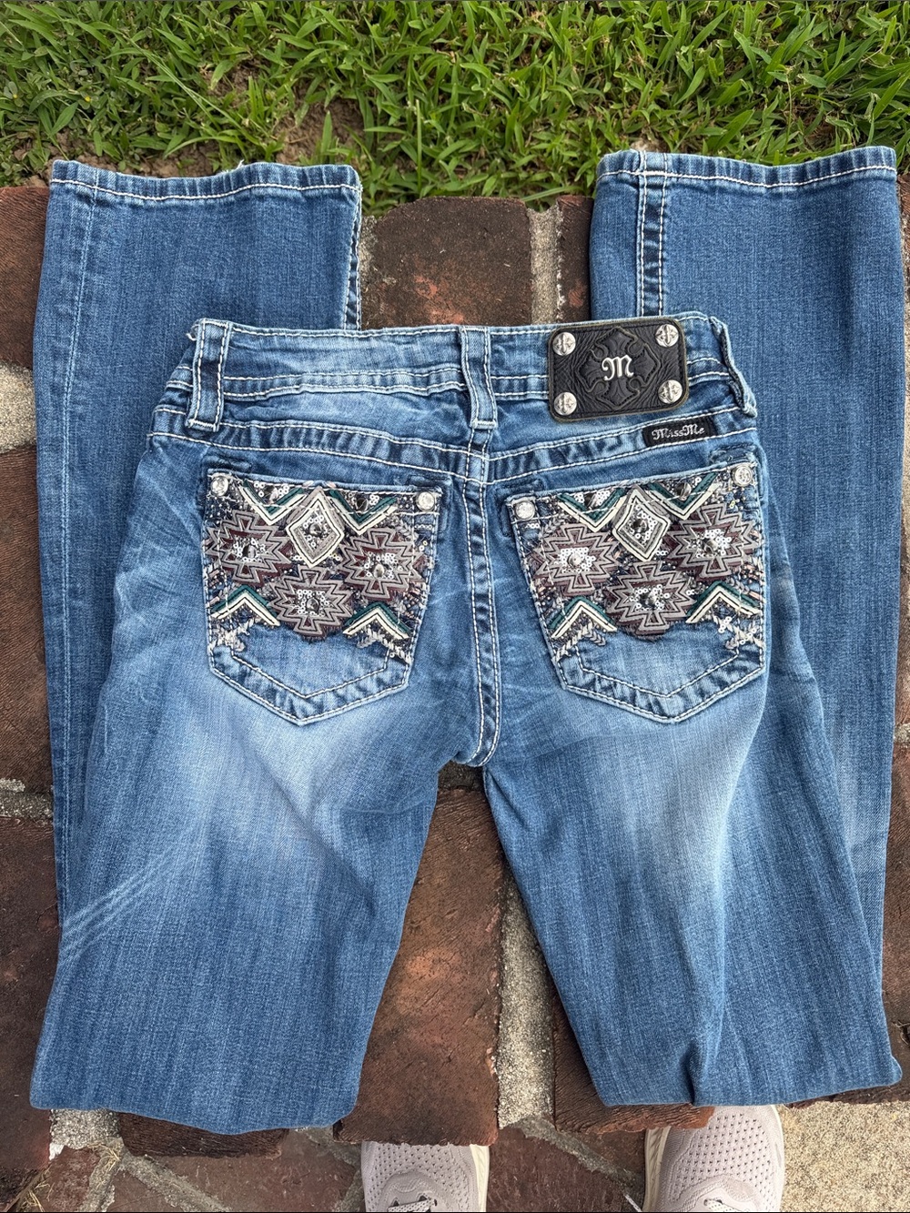 Miss Me signature boot cut blue jeans size 26 - Picture 1 of 7